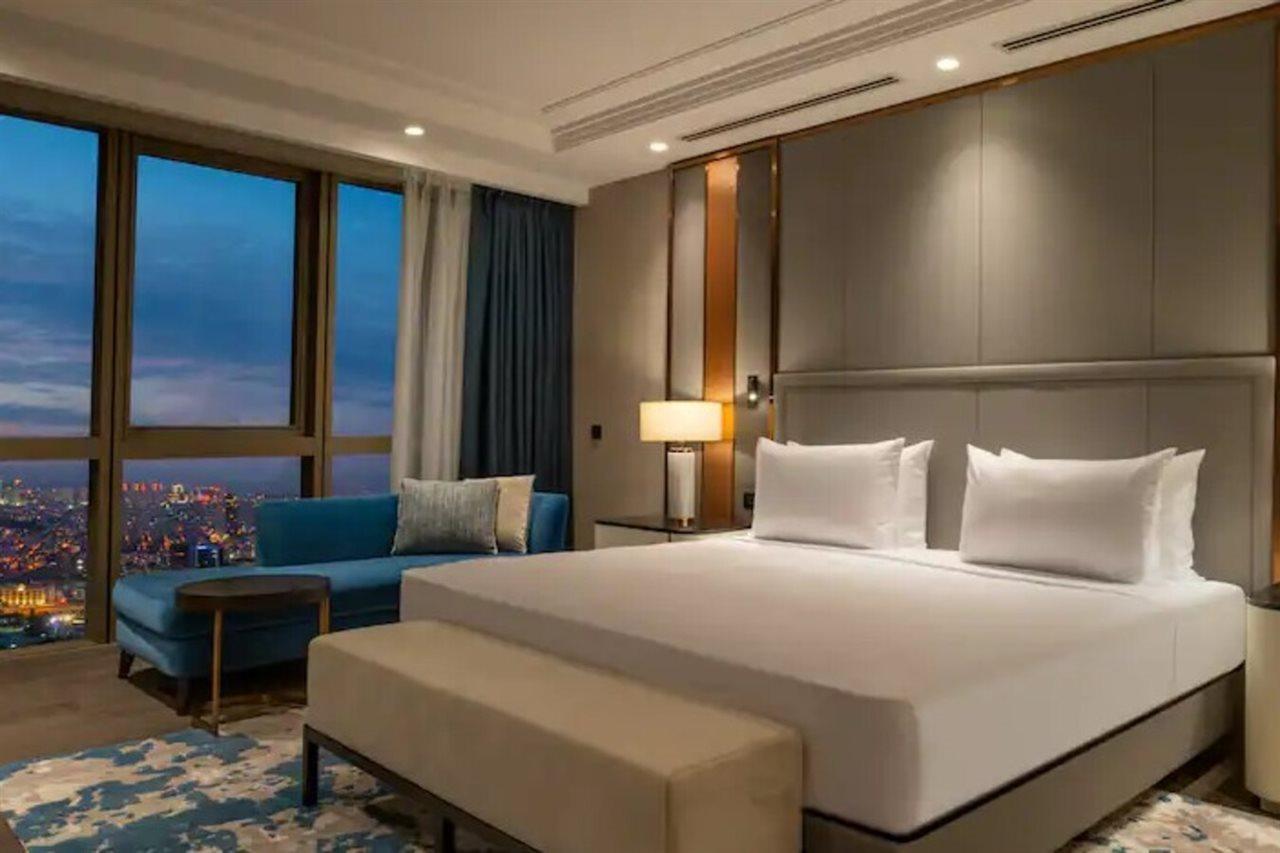 Hilton Mall Of Isztambul Kültér fotó A bedroom at the hotel